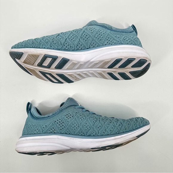 APL Techloom Phantom Lululemon Athletic Shoes Women’s Size 7.5 Pastel Blue - Picture 4 of 7